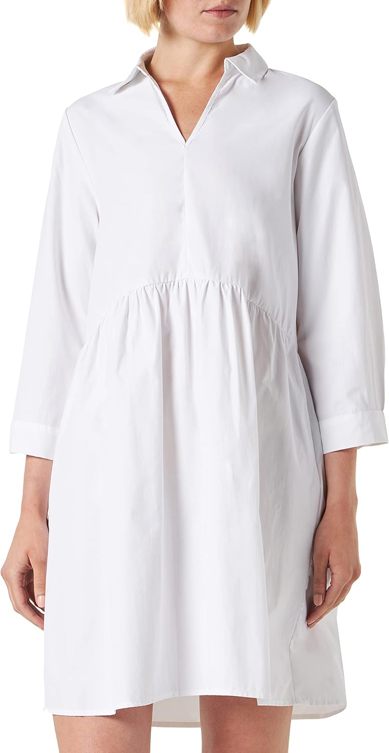 Pavo Monitor Arm attached to a modern office desk